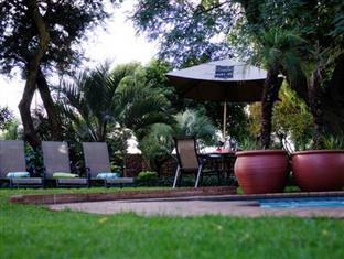 Safari Club Sa Hotel Kempton Park Exterior photo